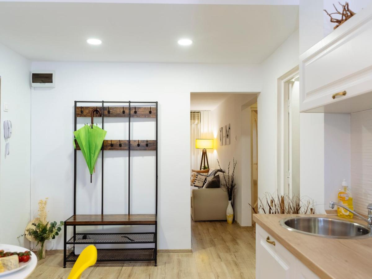 Zen Life Luxury Apartment - Herastrau Bukares Bagian luar foto